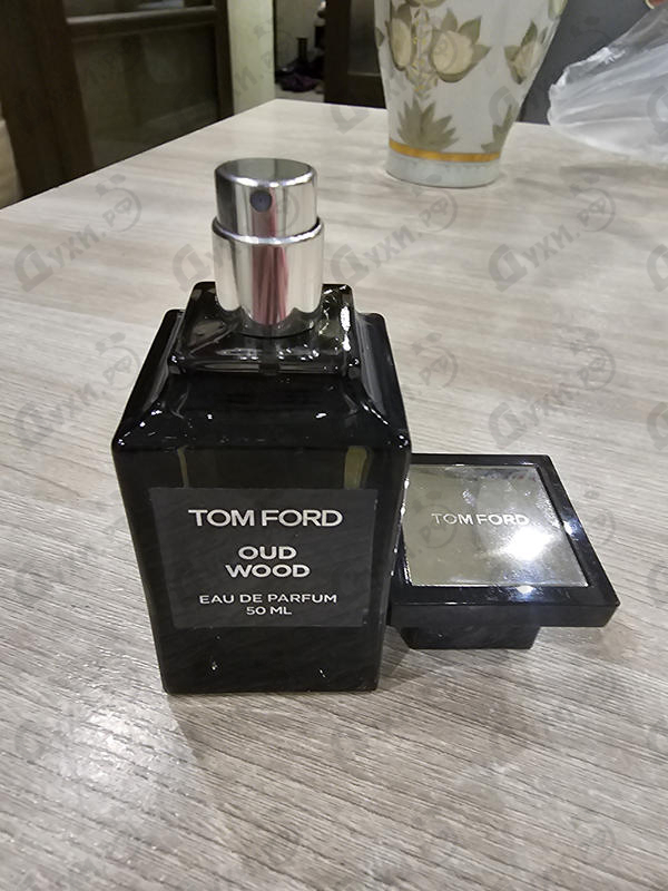 Парфюмерия Oud Wood от Tom Ford