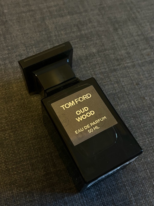 Духи Oud Wood от Tom Ford