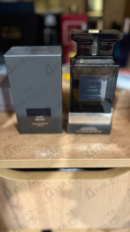 Купить Oud Wood от Tom Ford