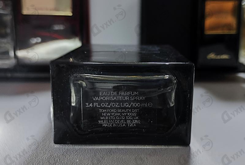 Парфюмерия Oud Wood от Tom Ford