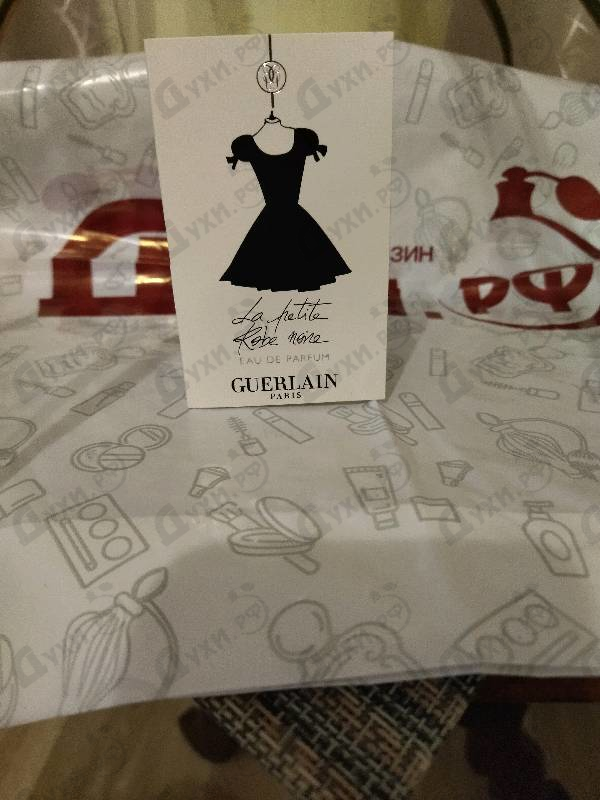 Парфюмерия La Petite Robe Noire от Guerlain