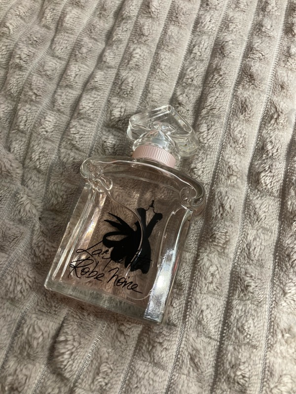 Парфюмерия La Petite Robe Noire от Guerlain