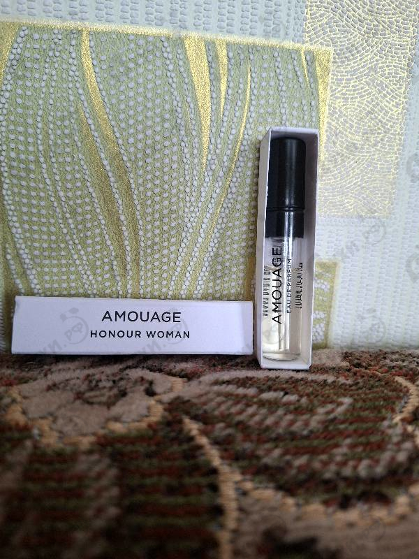 Купить Amouage Honour