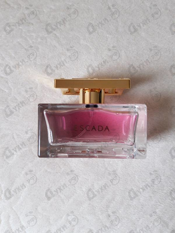 Духи Especially от Escada