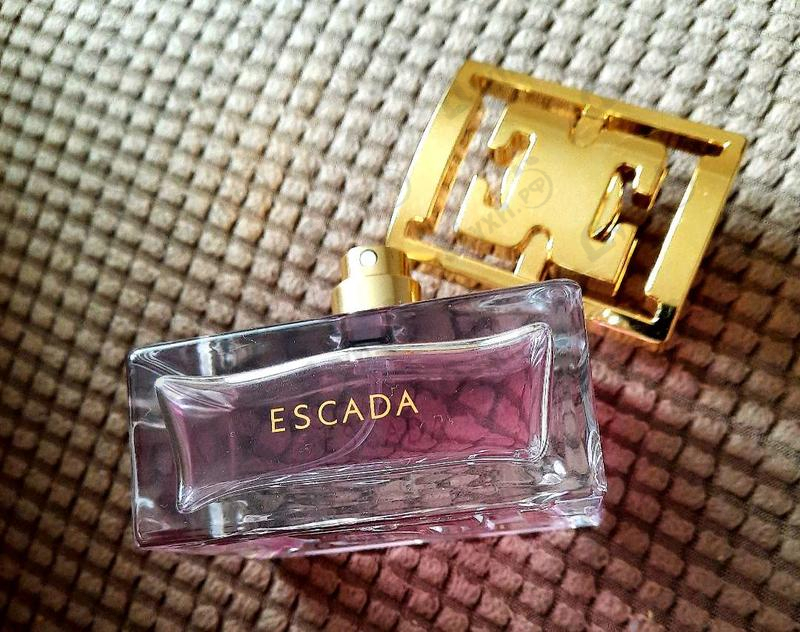 Купить Especially от Escada