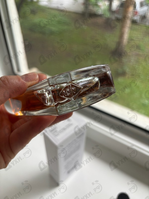 Духи Orchidee Vanille от Van Cleef & Arpels