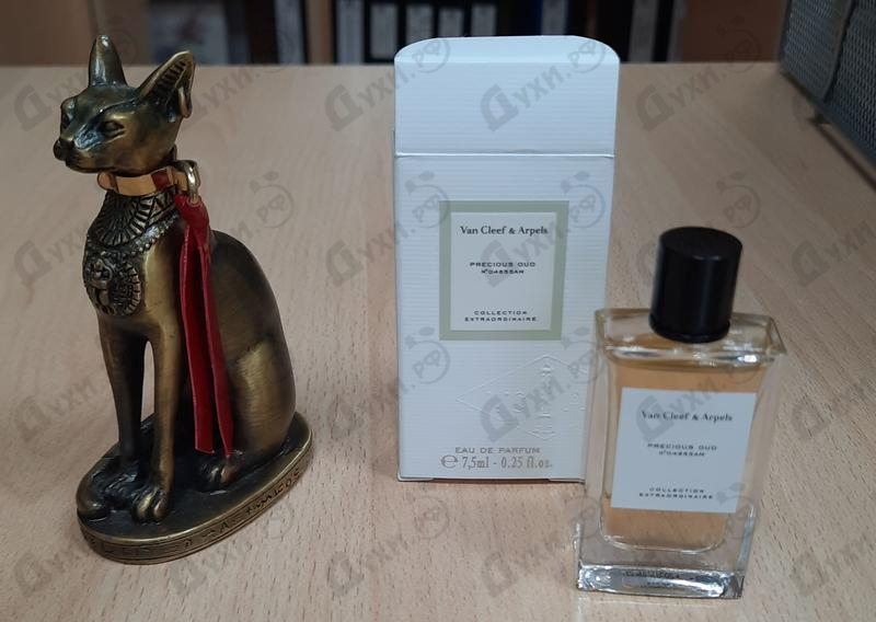 Парфюмерия Precious Oud от Van Cleef & Arpels Парфюмерия Van Cleef & Arpels Precious Oud