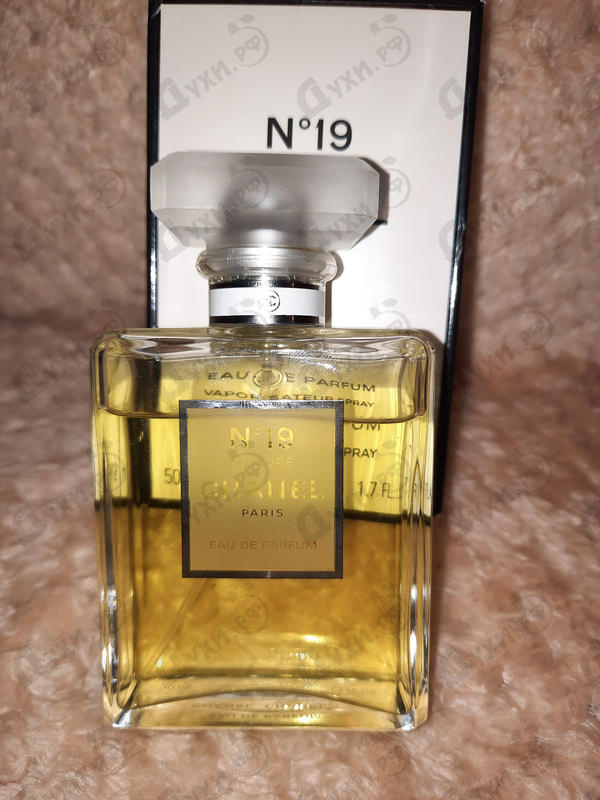 Духи 19 Poudre от Chanel