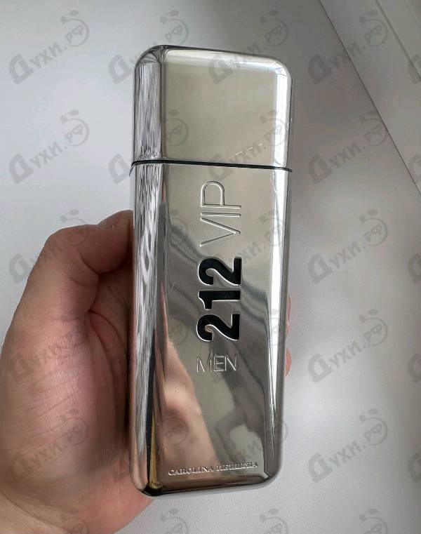 Парфюмерия Carolina Herrera 212 Vip