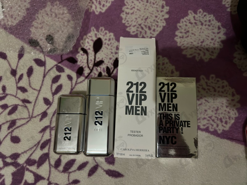 Отзыв Carolina Herrera 212 Vip
