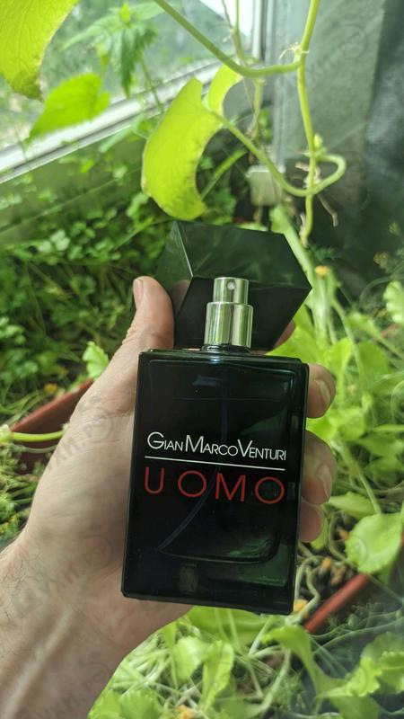 Духи Uomo от Gian Marco Venturi