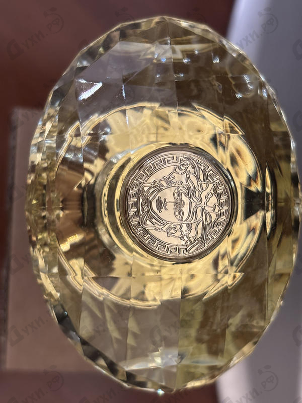 Парфюмерия Yellow Diamond от Versace