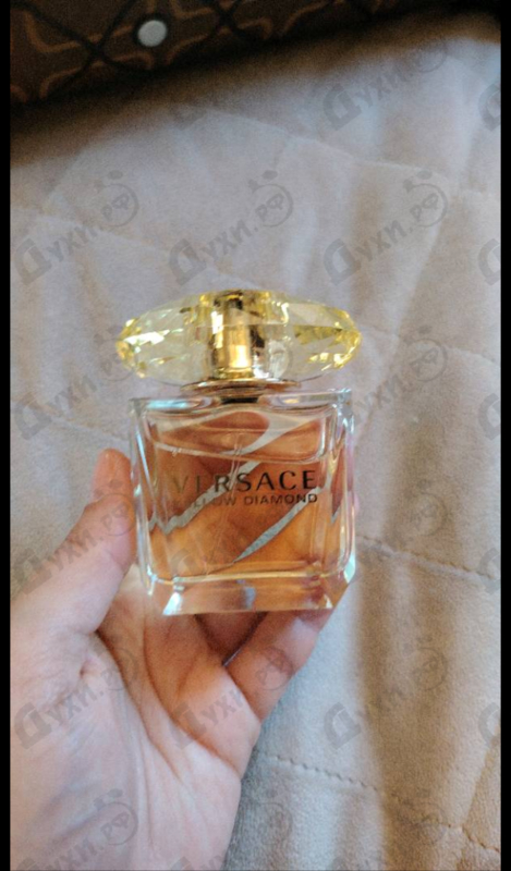 Духи Yellow Diamond от Versace