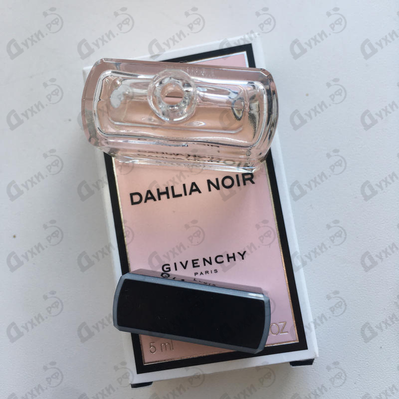 Парфюмерия Dahlia Noir от Givenchy