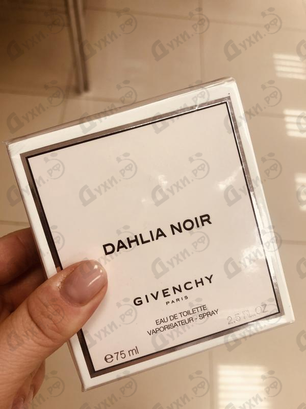 Парфюмерия Givenchy Dahlia Noir