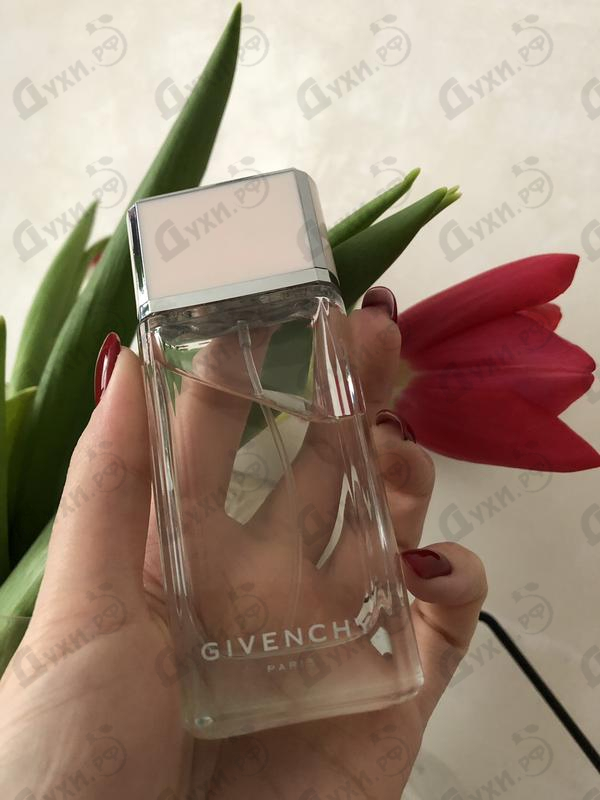 Парфюмерия Givenchy Dahlia Noir