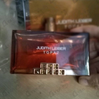 Парфюм Judith Leiber Topaz