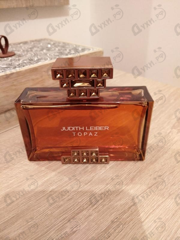 Парфюмерия Judith Leiber Topaz