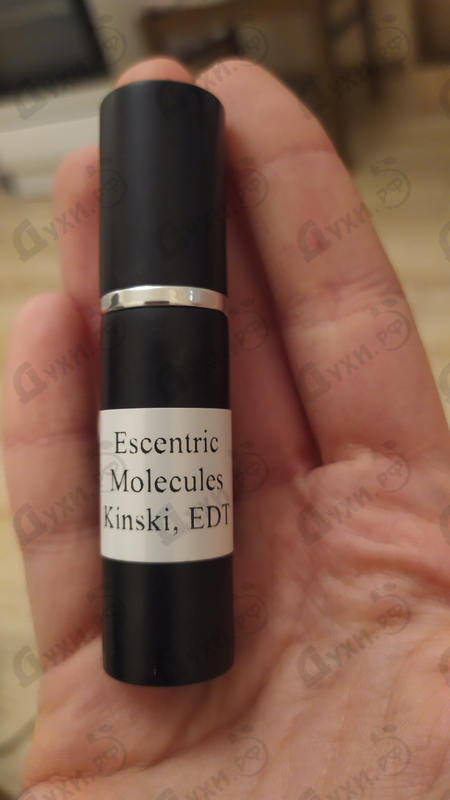 Духи Kinski от Escentric Molecules