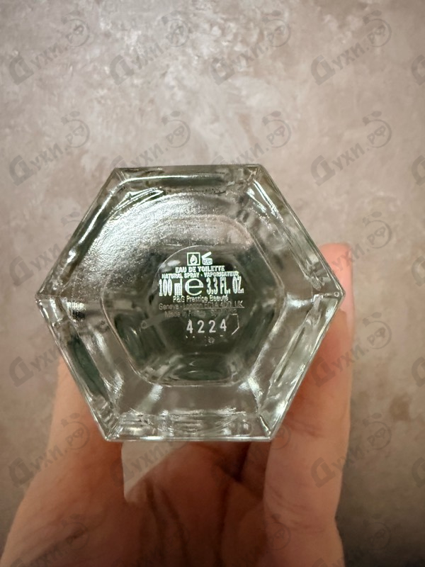 Духи Flora Glamorous Magnolia от Gucci