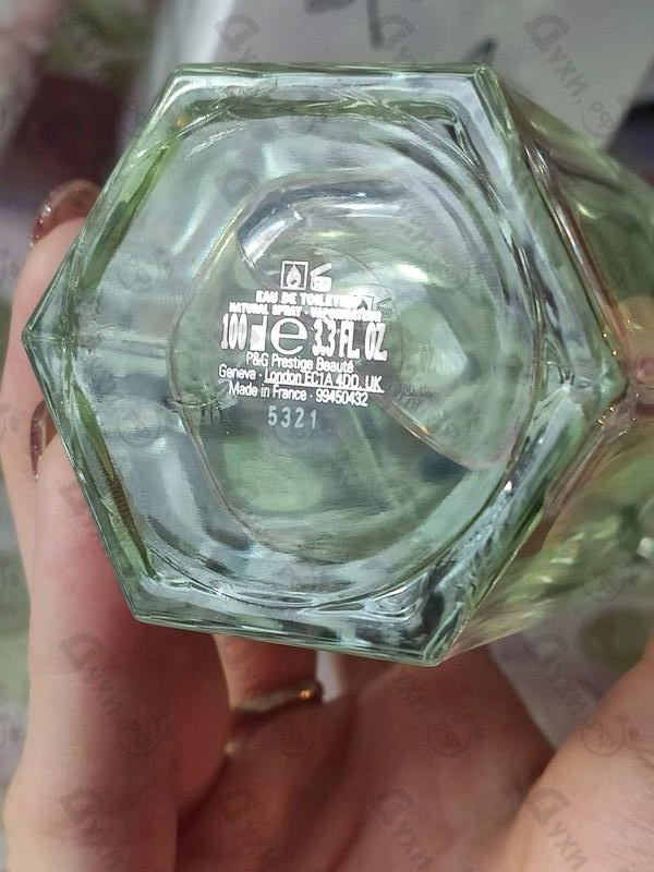 Парфюм Gucci Flora Gracious Tuberose Духи Flora Gracious Tuberose от Gucci