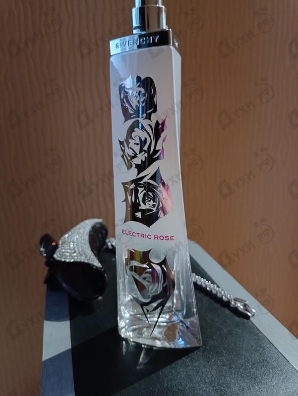 Купить Very Irresistible Electric Rose от Givenchy