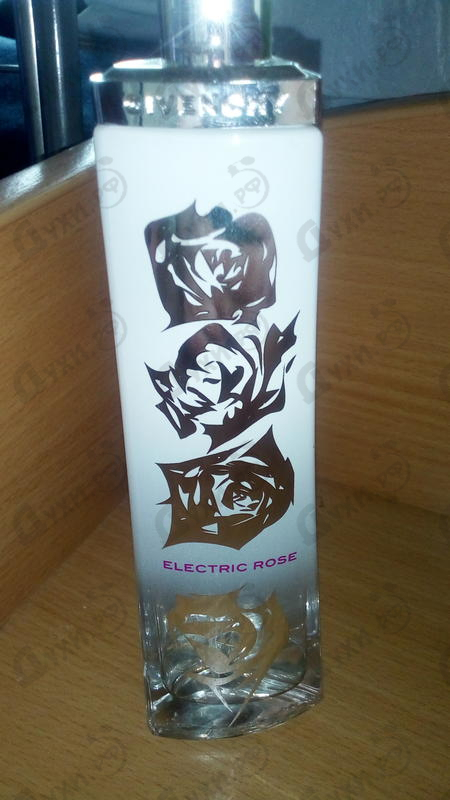 Духи Very Irresistible Electric Rose от Givenchy