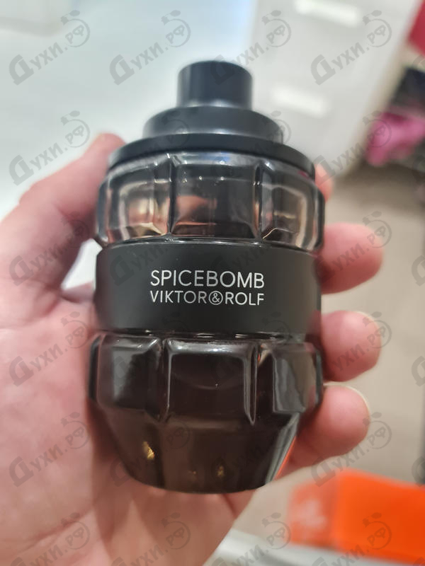 Духи Spicebomb от Viktor & Rolf