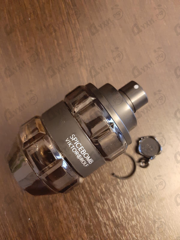 Духи Spicebomb от Viktor & Rolf