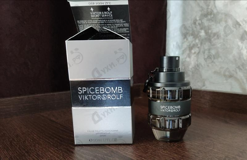 Купить Viktor & Rolf Spicebomb