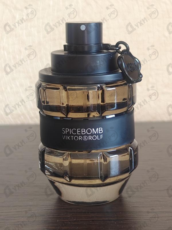 Духи Spicebomb от Viktor & Rolf