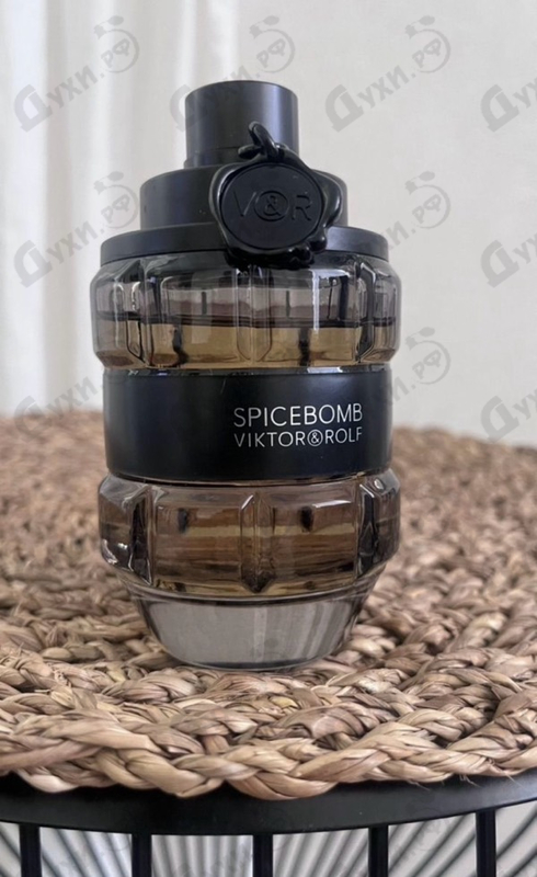 Духи Spicebomb от Viktor & Rolf