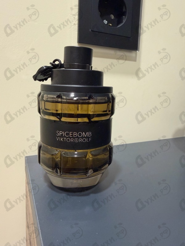 Духи Spicebomb от Viktor & Rolf