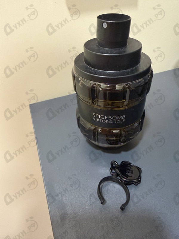 Парфюмерия Viktor & Rolf Spicebomb