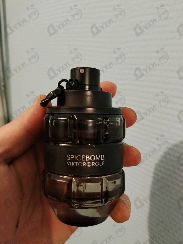 Духи Spicebomb от Viktor & Rolf