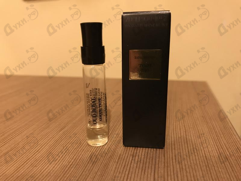 Парфюмерия Giorgio Armani Prive Oud Royal