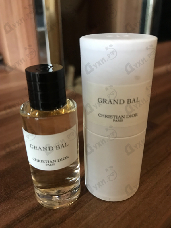 Парфюм Christian Dior Grand Bal Купить Grand Bal от Christian Dior