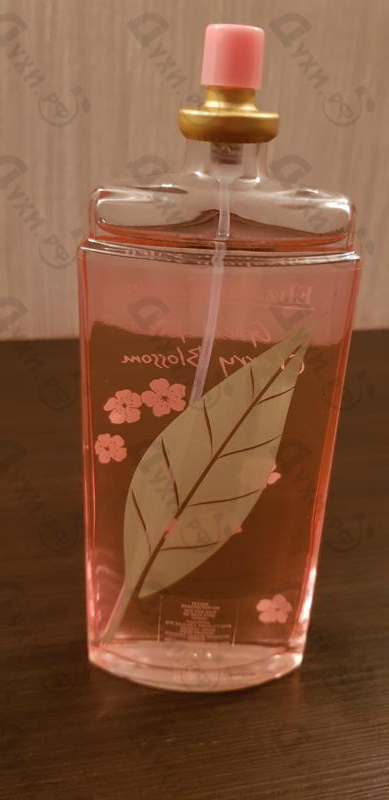 Парфюмерия Green Tea Cherry Blossom от Elizabeth Arden