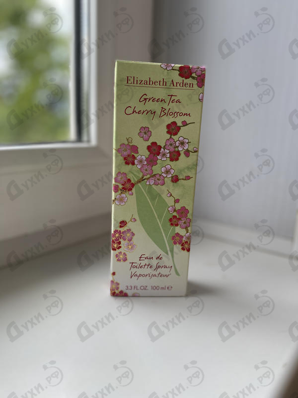 Парфюмерия Green Tea Cherry Blossom от Elizabeth Arden