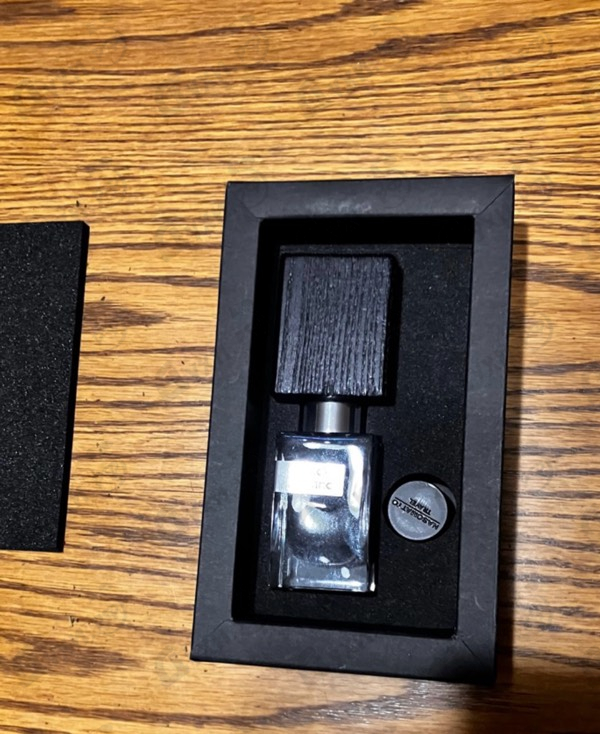 Духи Black Afgano от Nasomatto