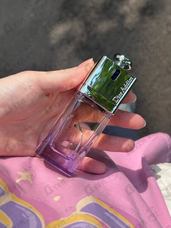 Духи Addict Eau Sensuelle от Christian Dior