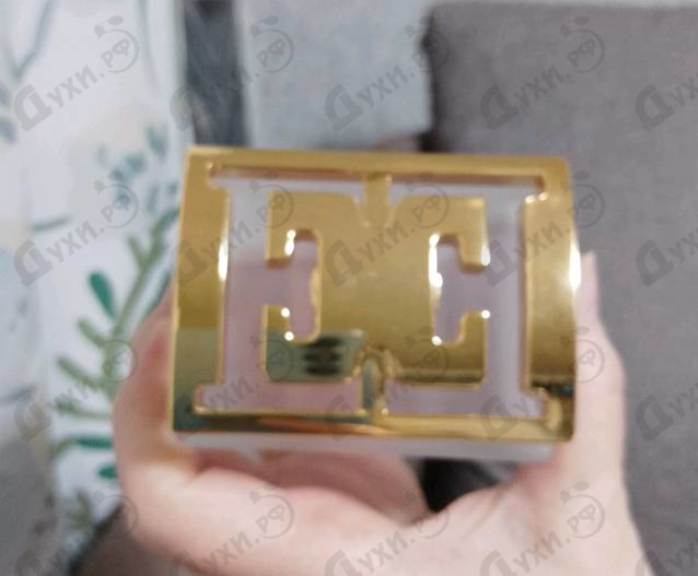 Парфюмерия Escada Especially Delicate Notes