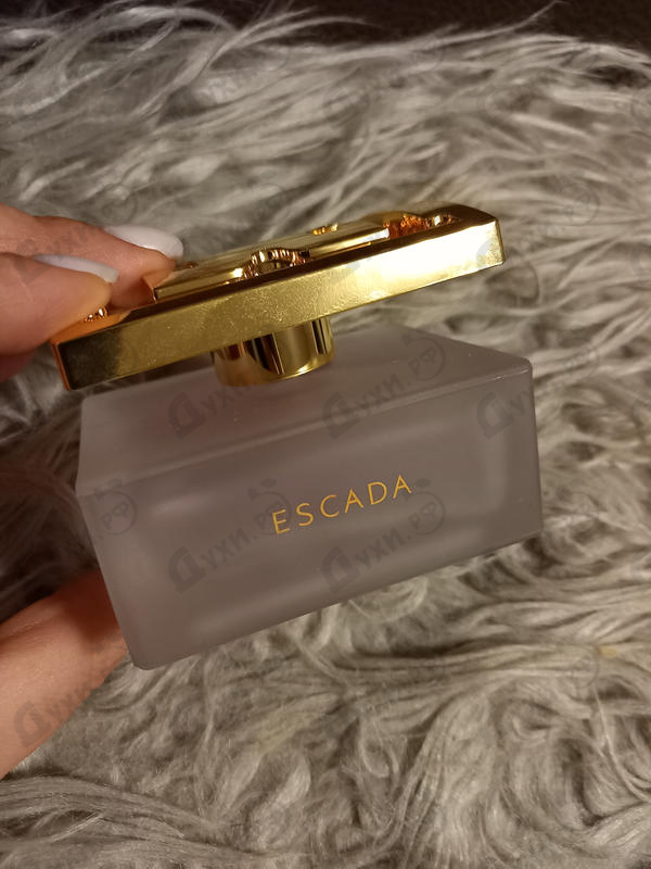 Парфюм Escada Especially Delicate Notes Купить Especially Delicate Notes от Escada
