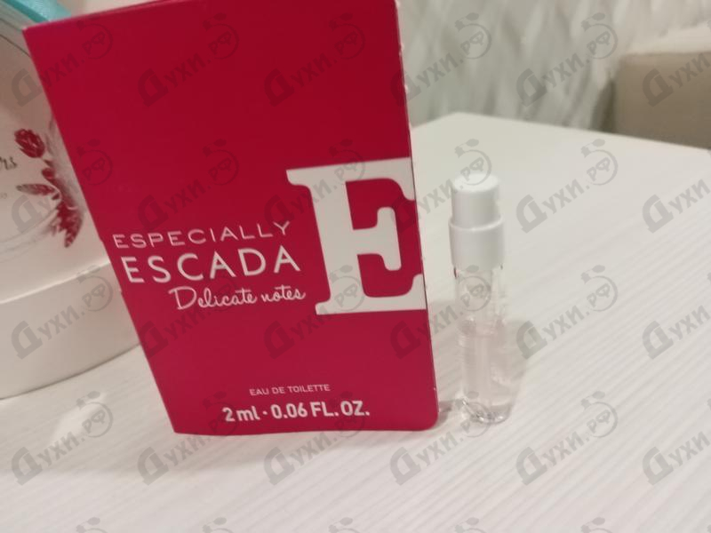 Парфюмерия Escada Especially Delicate Notes