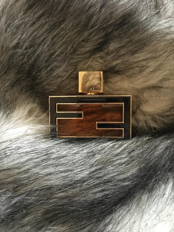 Парфюмерия Fendi Fan Di Fendi Extreme