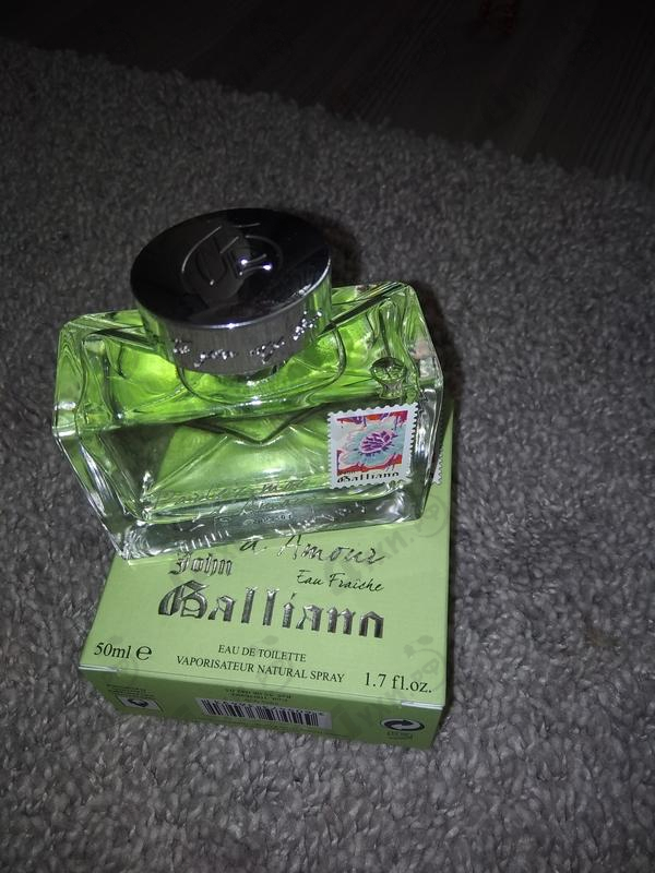 Парфюмерия Parlez-Moi d'Amour Eau Fraiche от John Galliano