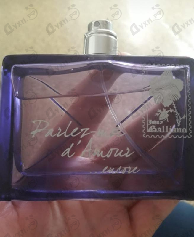 Купить John Galliano Parlez-moi D'amour Encore Духи Parlez-moi D'amour Encore от John Galliano