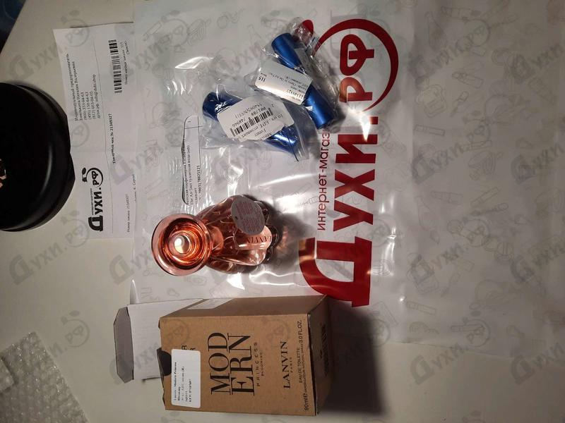 Купить Cherry In The Air от Escada Отзывы Escada Cherry In The Air