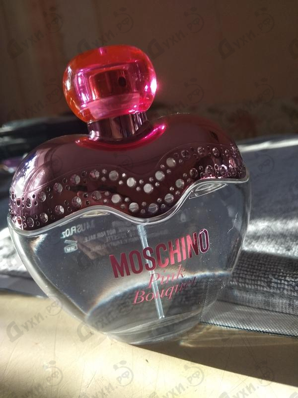 Парфюм Moschino Pink Bouquet Парфюмерия Pink Bouquet от Moschino