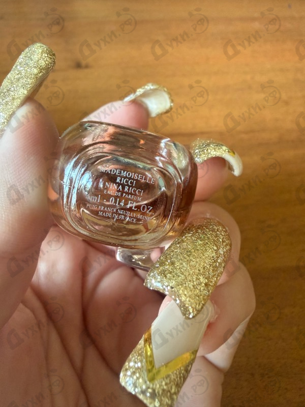 Духи Mademoiselle Ricci от Nina Ricci